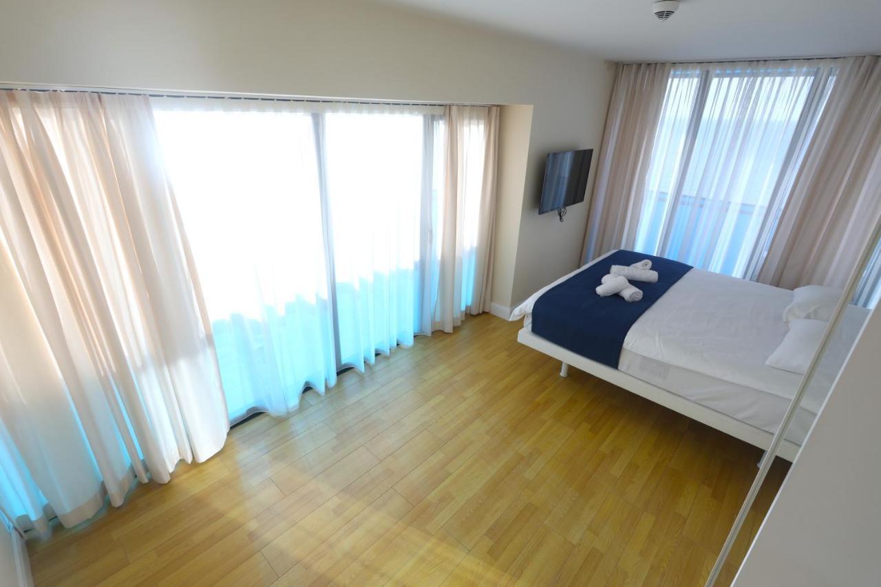 Orbi City Suite With Sea View Батуми Екстериор снимка